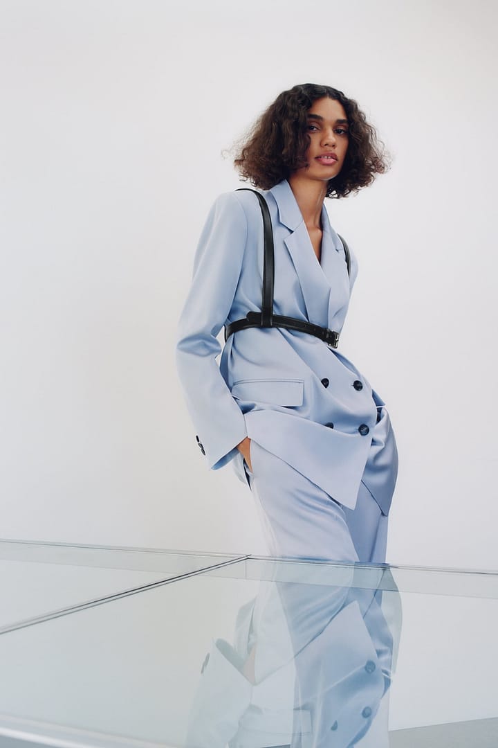 Fall 2020 Trend Satin Effect Suit