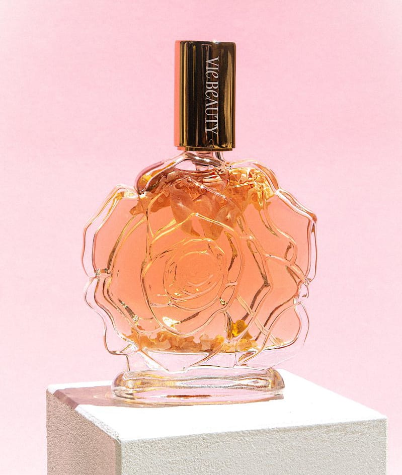 Vie Beauty Rose water